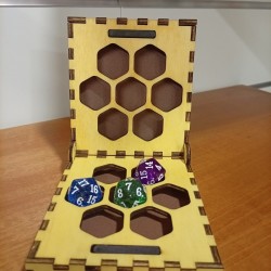 Scatola portadadi in legno "The Dice Giveth. The Dice Taketh Away"